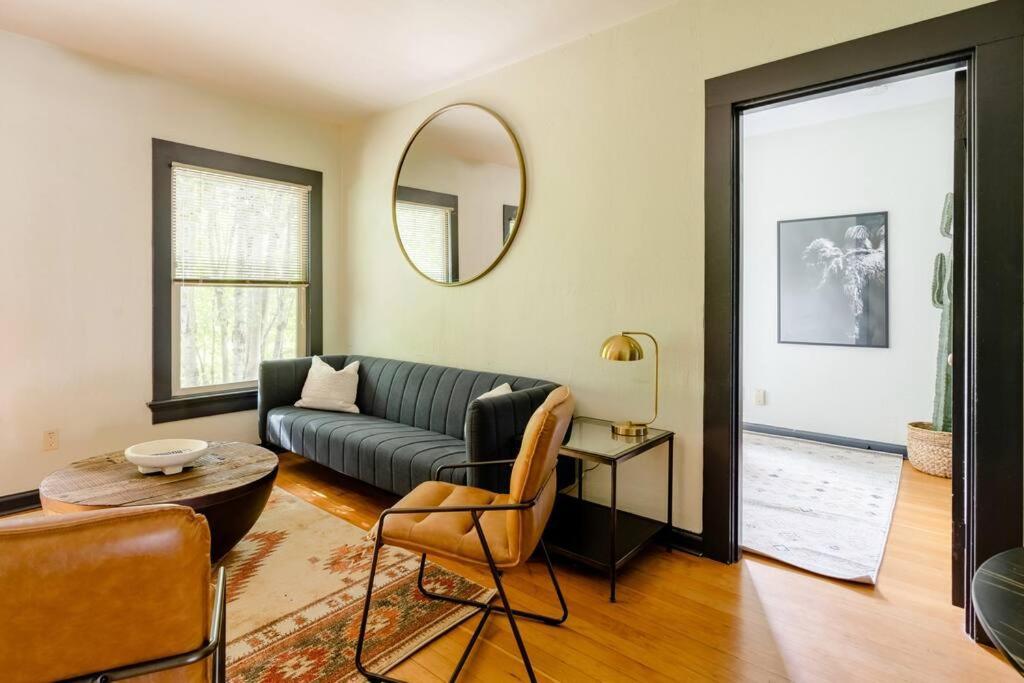 Holiday home Collection - Moab Vibes In Pdx- Walk To Local Coffee & Food *
